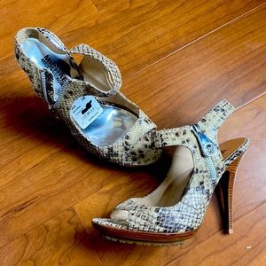 MK snakeskin heals